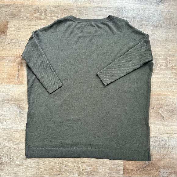 Merino Wool Anthropology Maeve Oversized Crew-Neck Sweater Size XS ~ fits Large - Picture 7 of 10